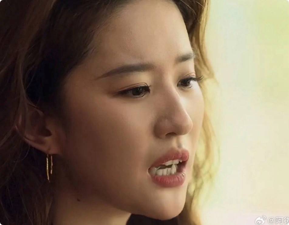 说刘亦菲牙丑的,你是烤瓷大白牙看多了吧?