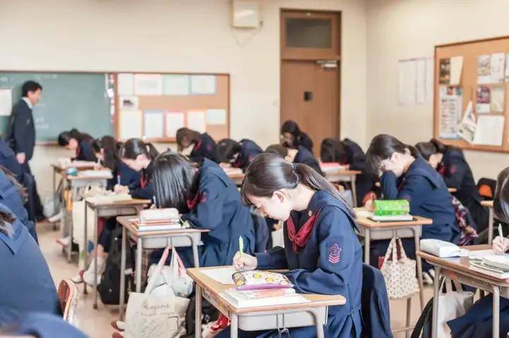日本中学生 留学图片