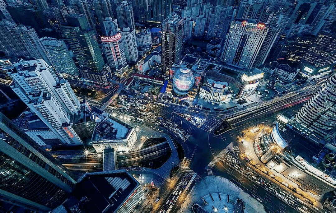 1-2层引入国际知名快时尚服装品牌旗舰店h&m,gap,无印良品,优依库