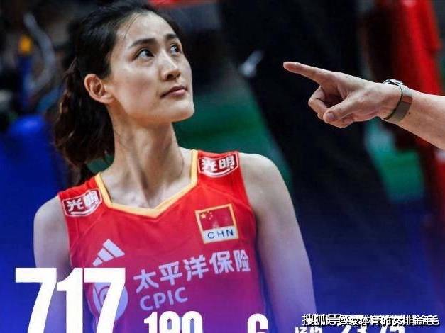 刁琳宇又抽风，传球东倒西歪！两主攻真受罪！许晓婷永远没机会！_二传_防守_朱婷和