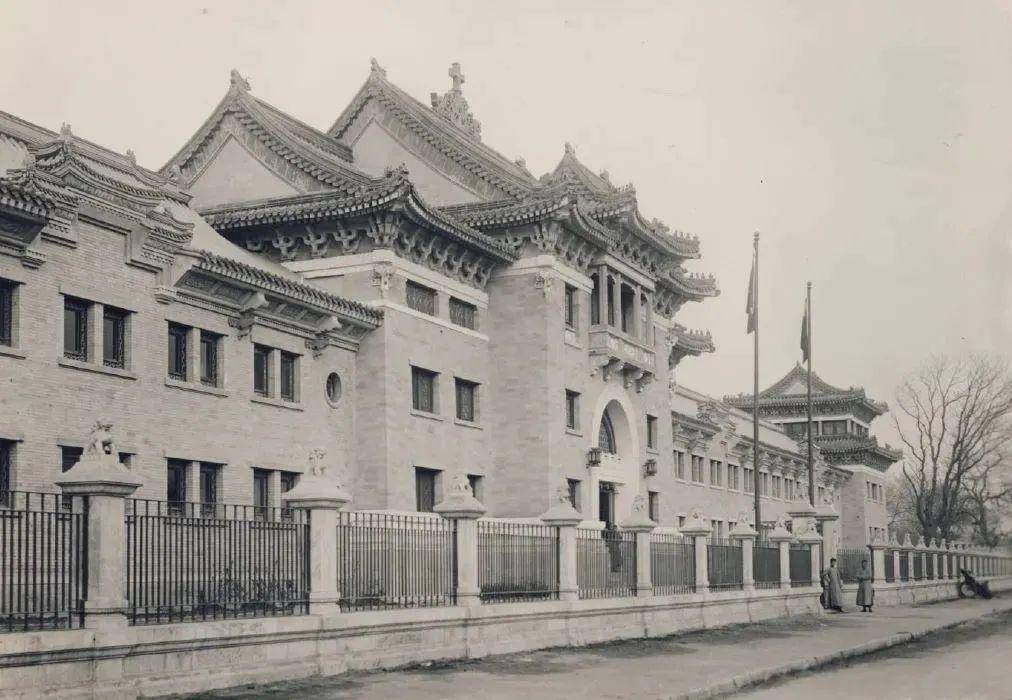 著名演员田方:两段婚姻4个儿子,患癌早逝,遗孀于蓝的坚守催泪