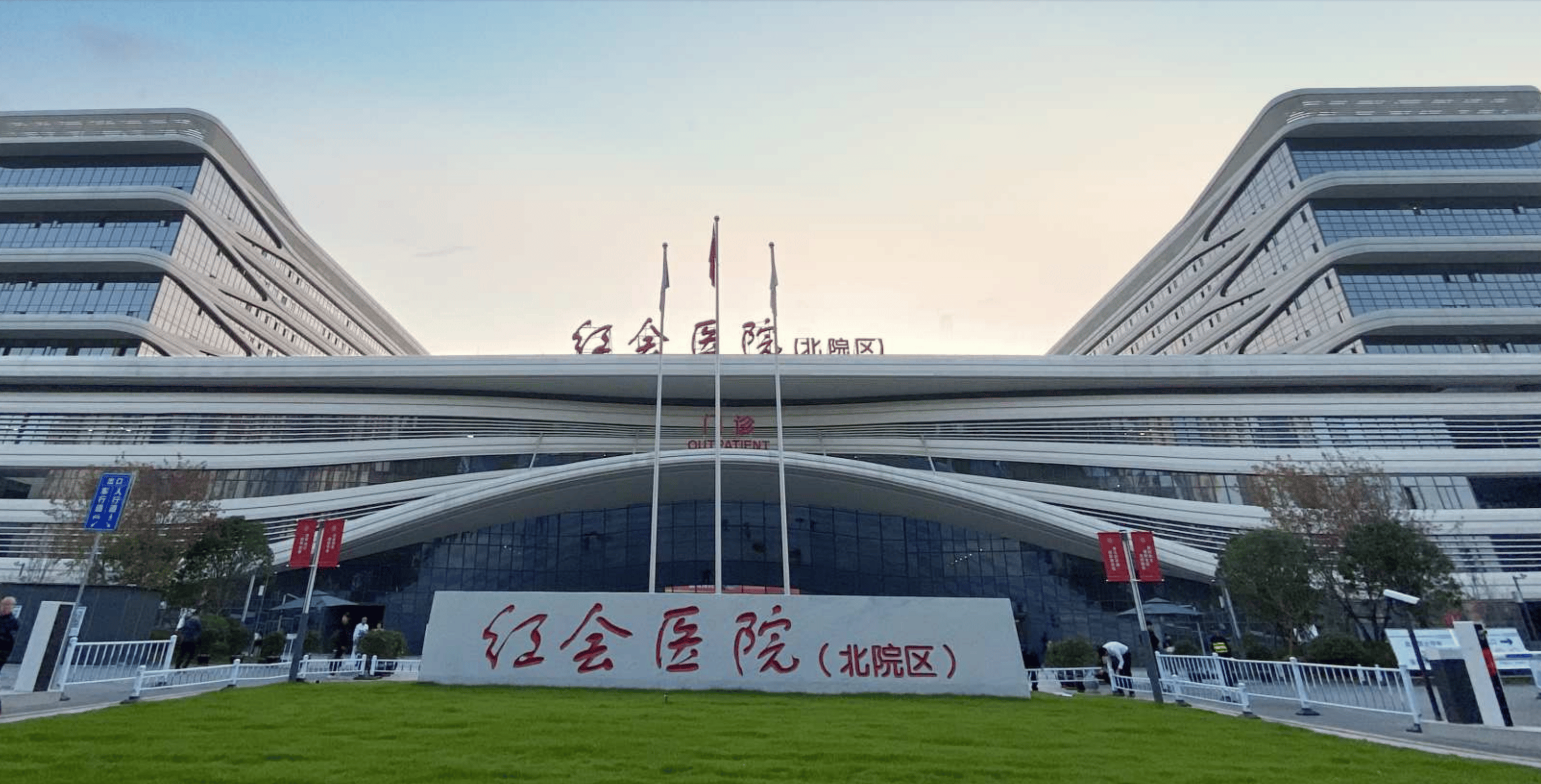 世纪澜庭(售楼处电话)
