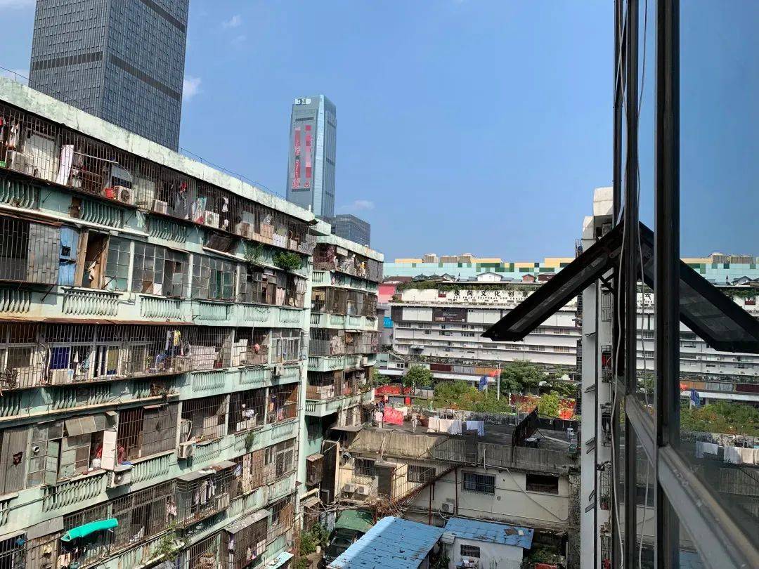 深圳一学区房,三年前14万元/平方米,现在4万元/平方米!_搜狐网