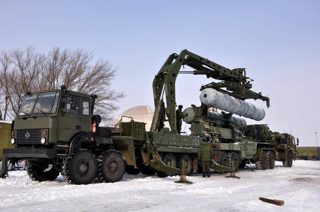 s400防空导弹和红旗9图片