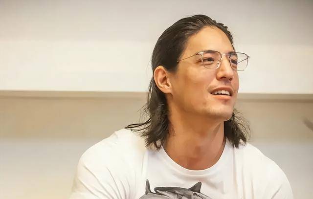 2017年,蒋家四代孙蒋友柏回乡承包工程,不只为赚钱,也是为理想