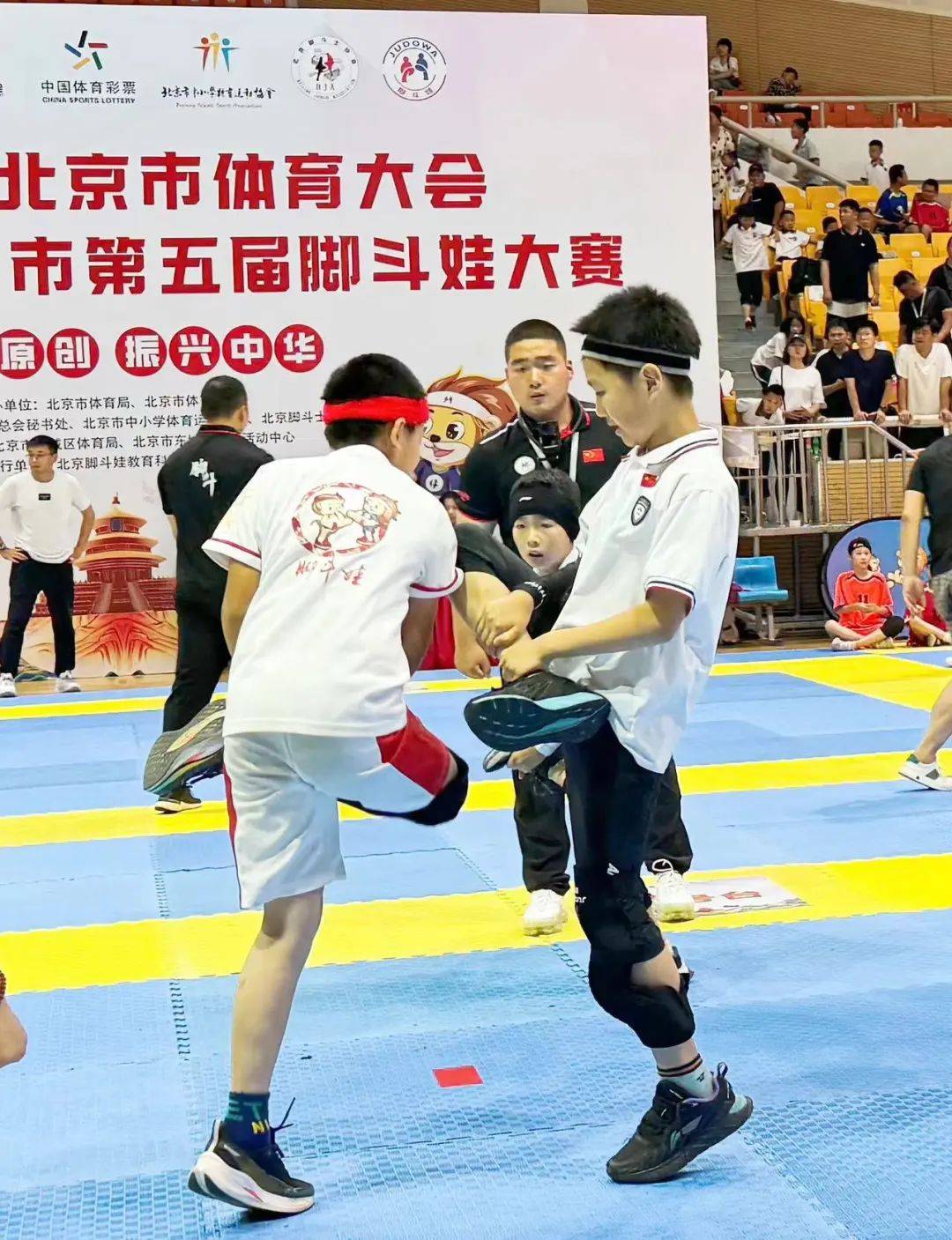 北京铁路实验脚斗娃首秀惊艳,勇夺第三!