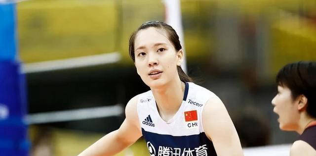 中国女排美女球员:飒爽登场,颜值与实力并存!