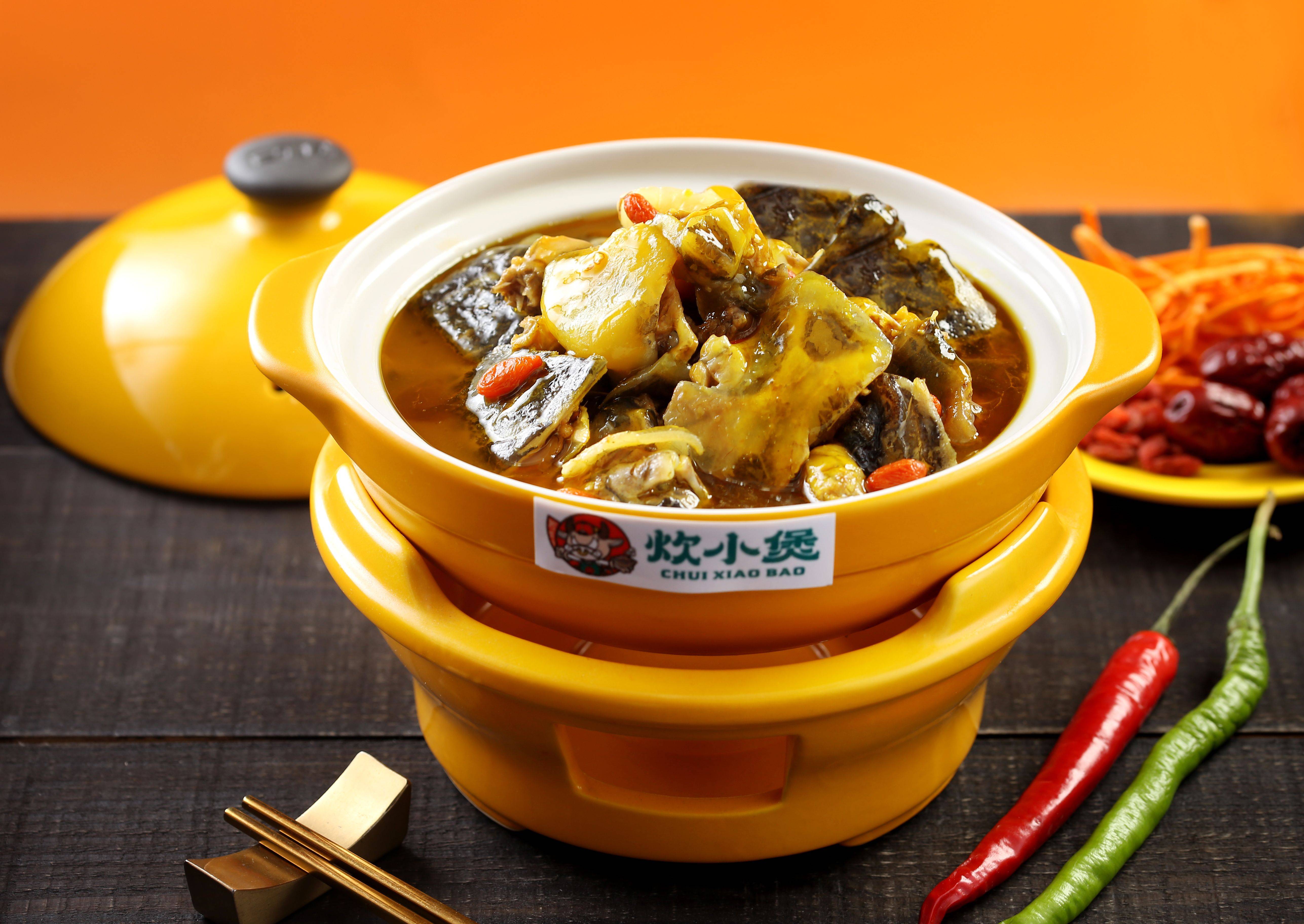 炊小煲:智能餐饮新篇章,无忧经营共创辉煌