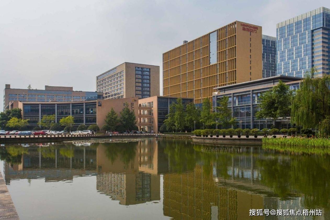 成都高新孵化园 2024年物业招租 精装修 交通便利 可注册