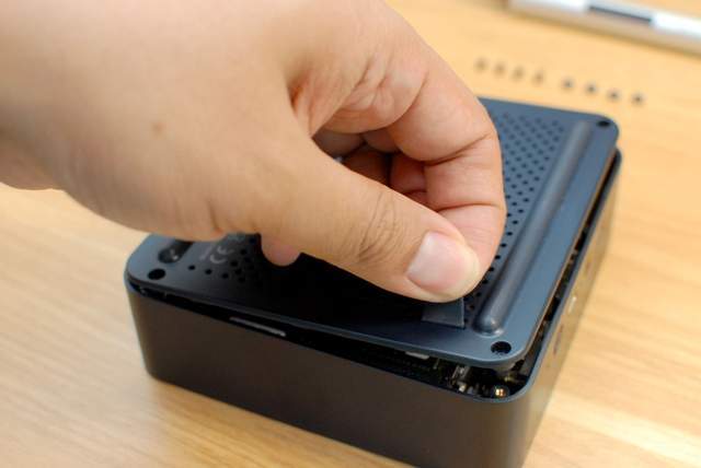 下班随手带走的电脑?新风尚的一体式轻办公主机零刻EQ13了解一下