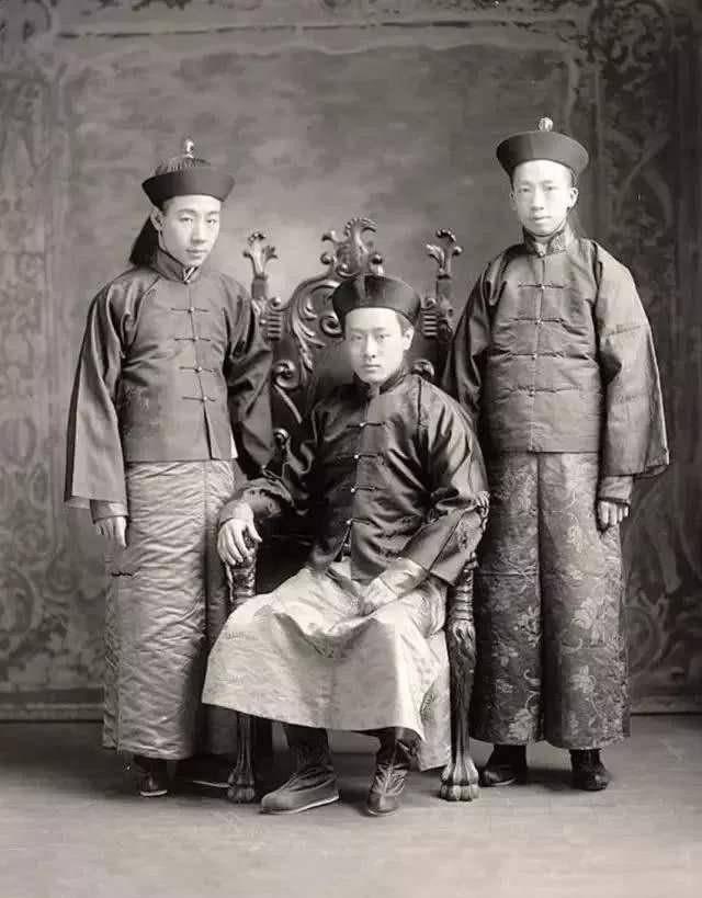 同是皇帝的儿子,胤祥和弘昼的子孙,却分别走上了不同的发展道路