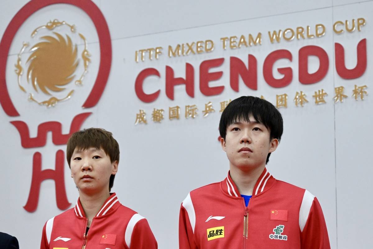 接发球技术先进,这是王曼昱和王楚钦的特点,孙颖莎最好的搭档