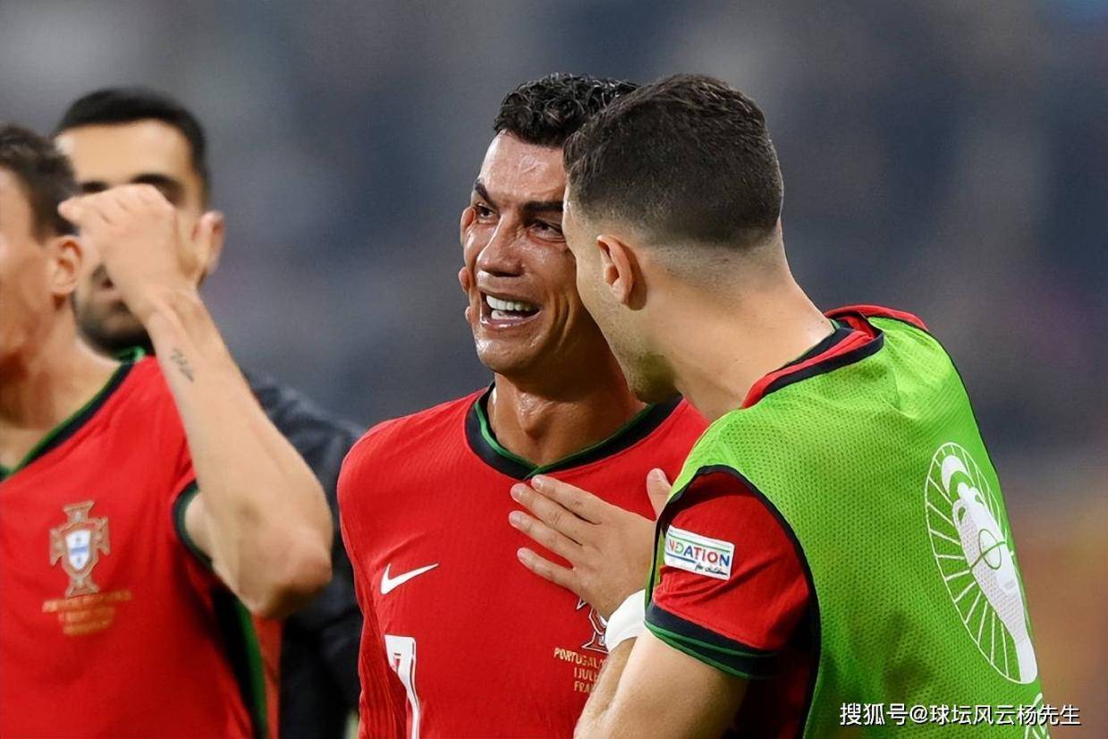 C罗哭了！葡萄牙3比0斯洛文尼亚，晋级欧洲杯8强