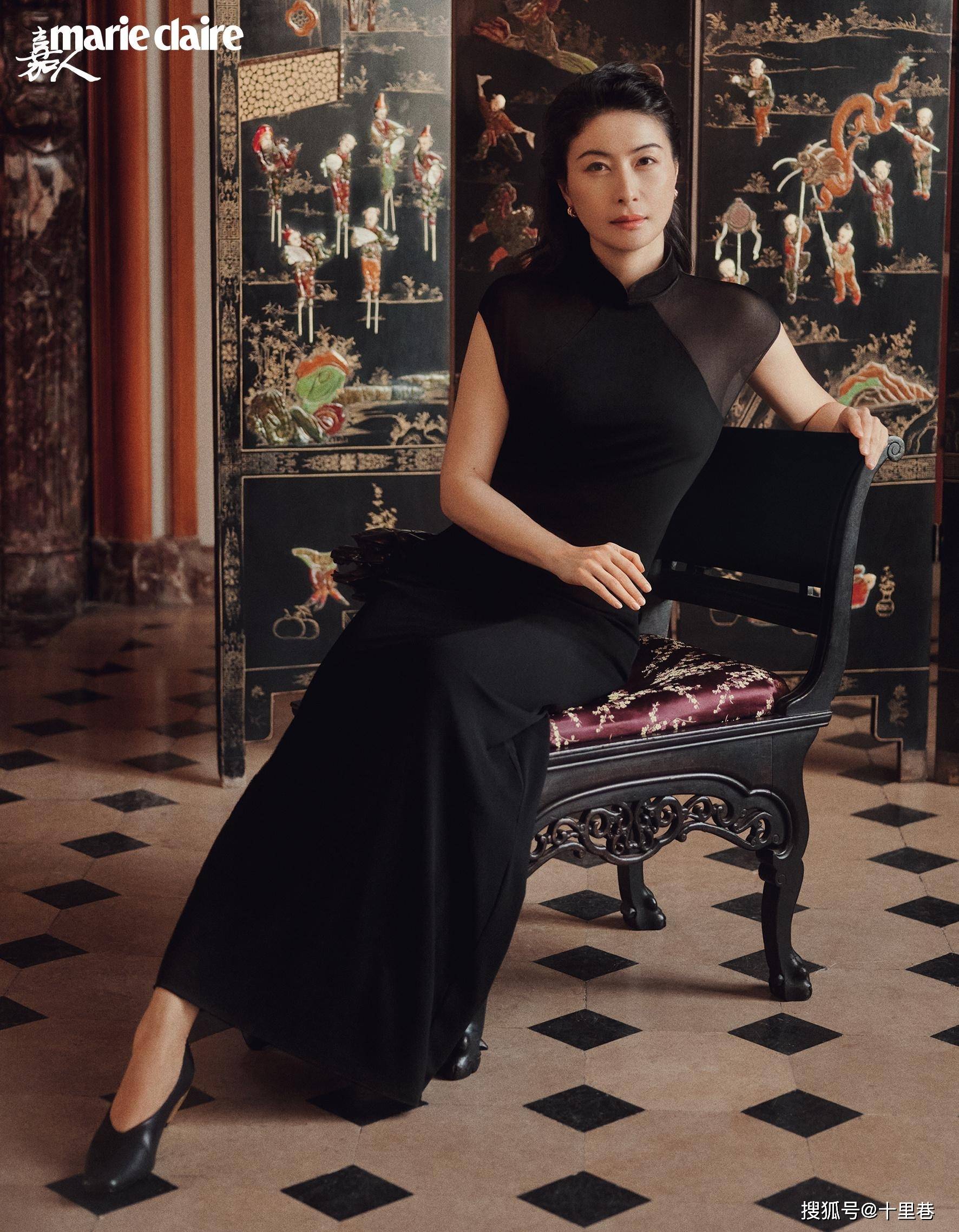 42岁郭晶晶奥运主题杂志大片曝光,穿大码西装,梳大背头又美又飒