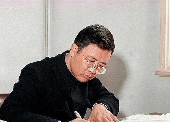 "中国现代数学之父"华罗庚:子女今何在?个个都很优秀!