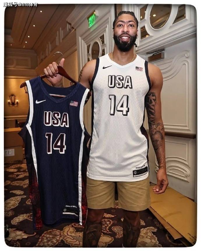 老大驾到!詹皇加入美国男篮训练营,杜兰特库里恭迎,浓眉打情骂俏-詹皇篮球