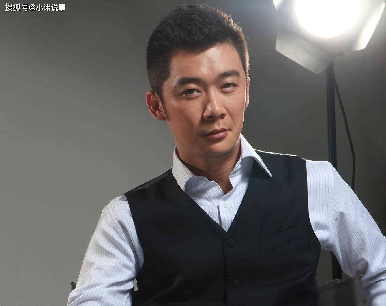 为了实现自己的梦想,曹征付出了艰辛的努力.