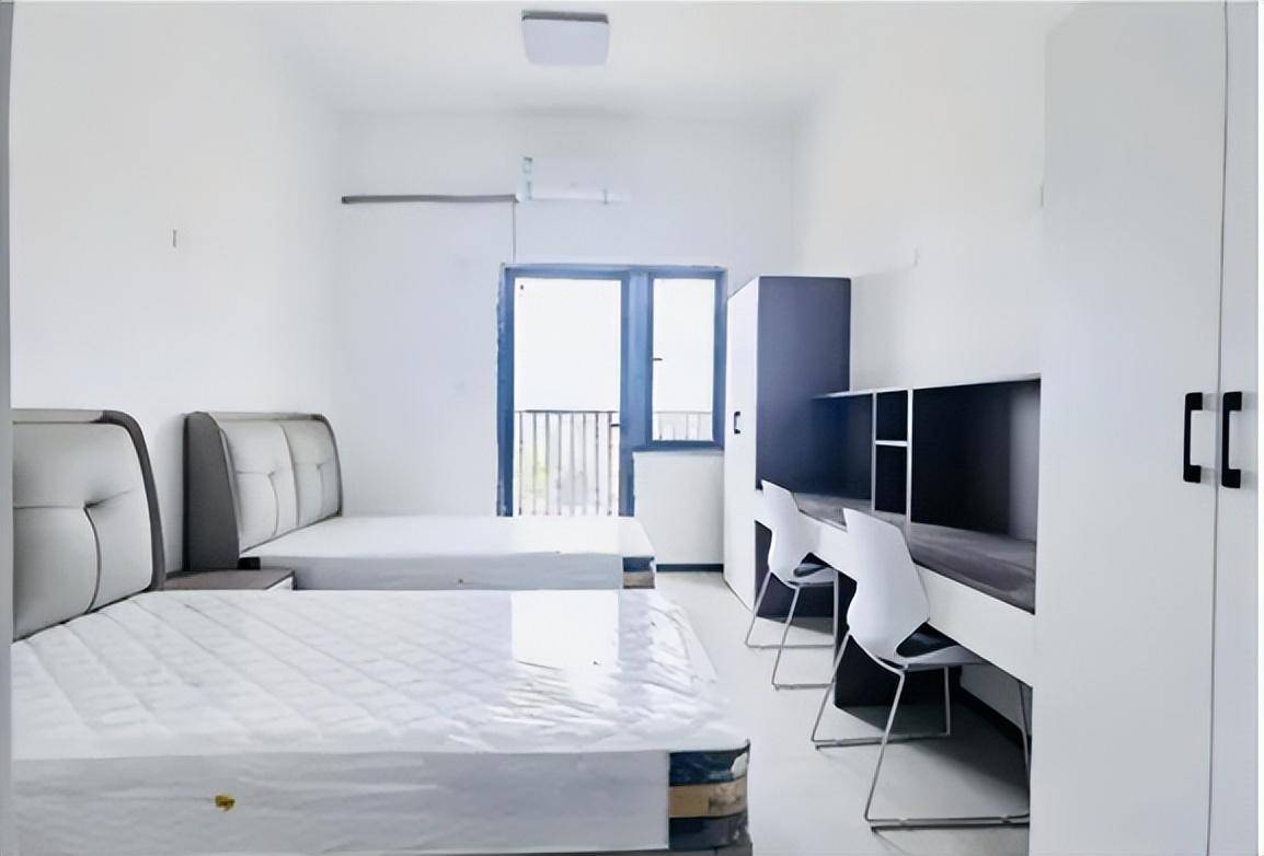 新校区学生宿舍新校区综合楼华清学院新校区第二,校园环境优美.