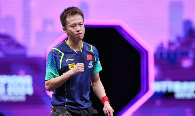 男单大爆冷!世界冠军庄智渊遭淘汰,张本智和晋级冲击三冠王