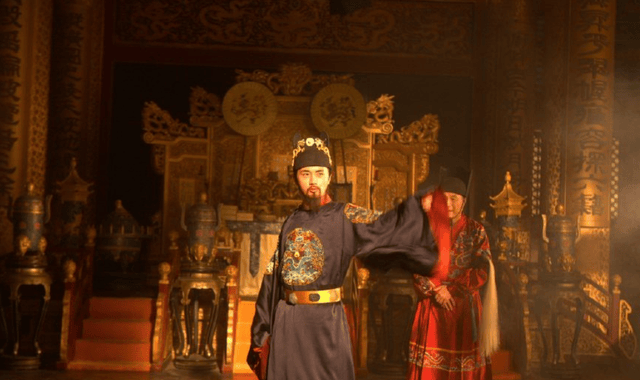 拥有半壁江山的南明弘光王朝,为何不到一年便土崩瓦解了?