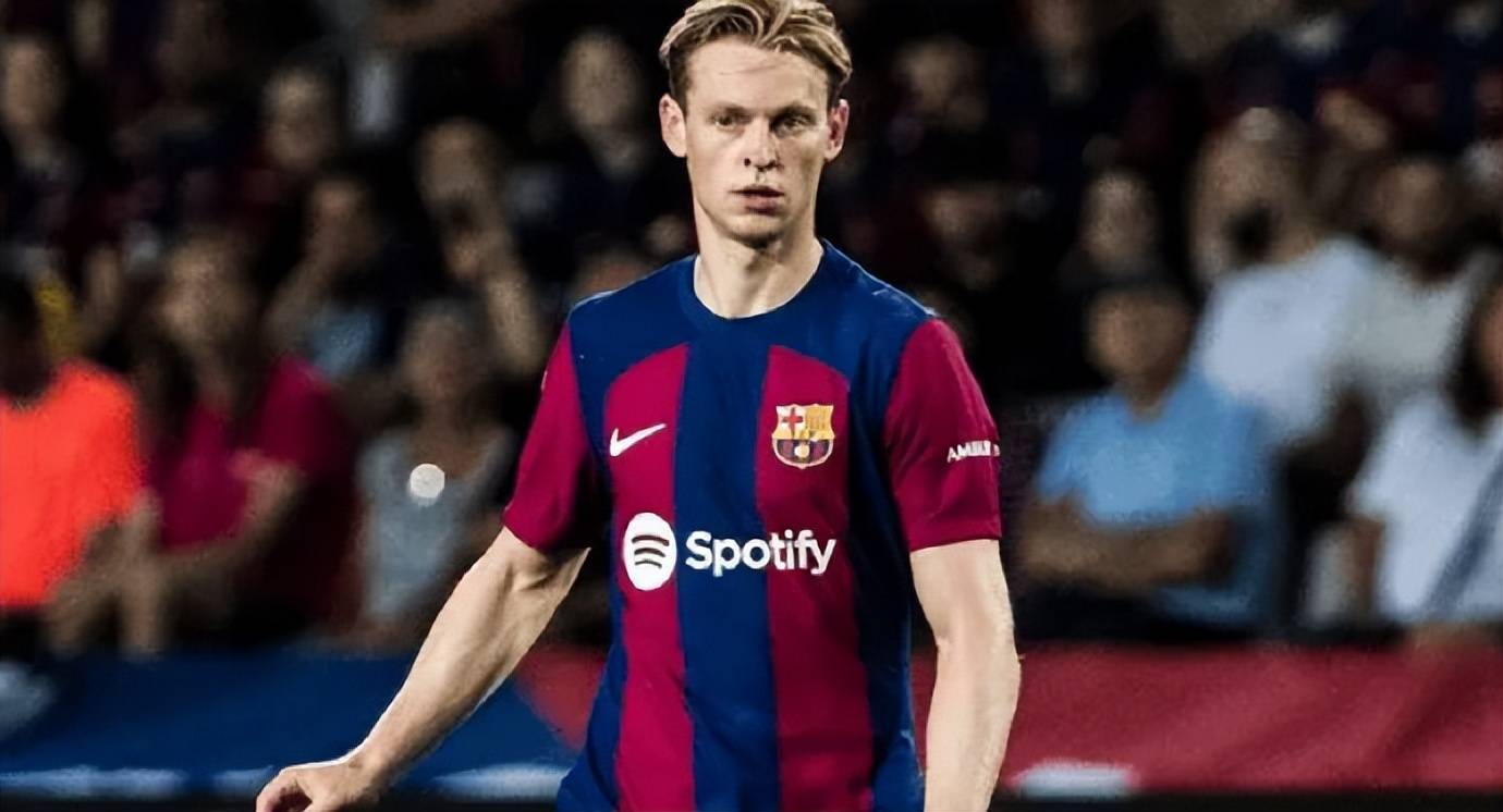 曼联计划今夏再次引进巴塞罗那球星,目标是德容!
