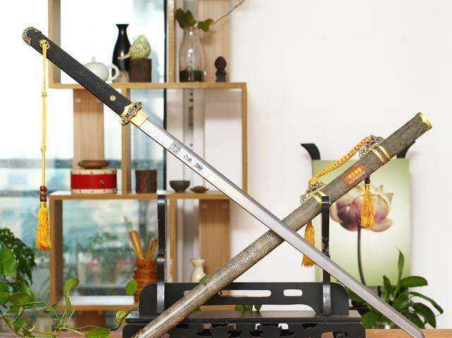 中国古代战斗力最强悍的冷兵器,历史上真实的唐刀长什么样子?