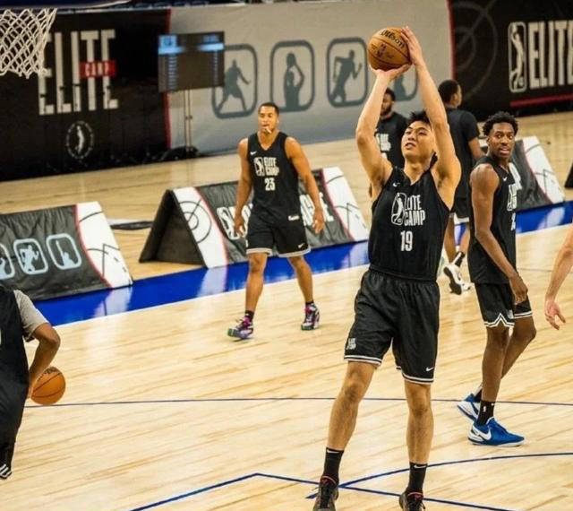 崔永熙的nba梦想:开拓者教练的观点_球员_训练_nba球队