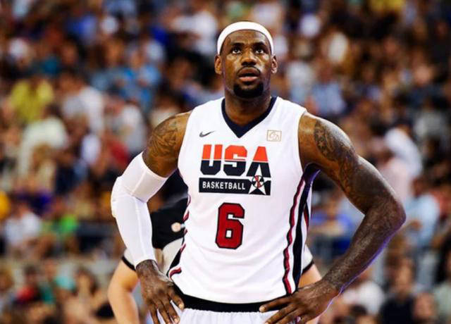 08年奥运会:科比15分,韦德16分,那詹姆斯得了多少分?