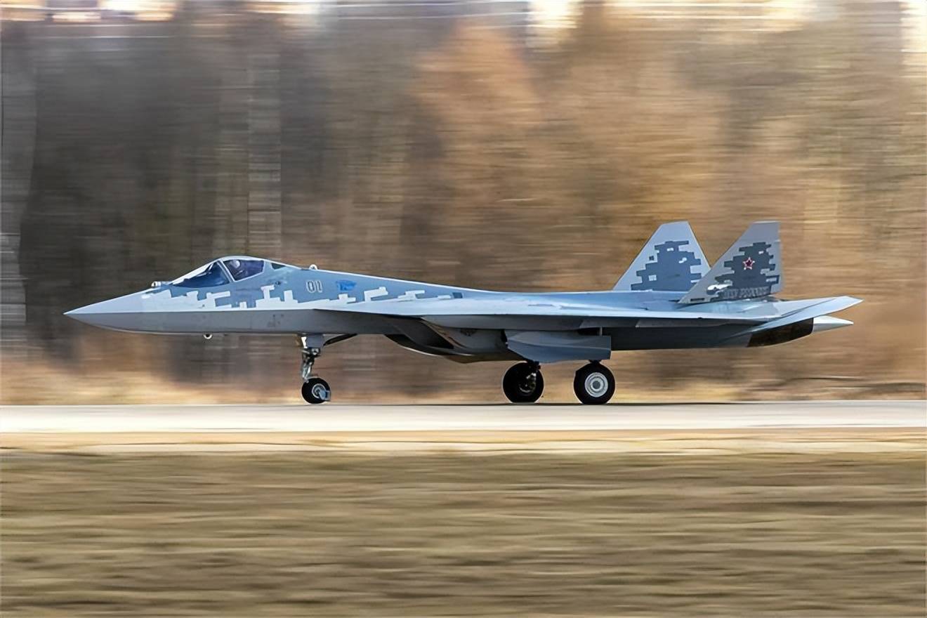 也就是说f35大约在136千米的地方就能够发现苏57