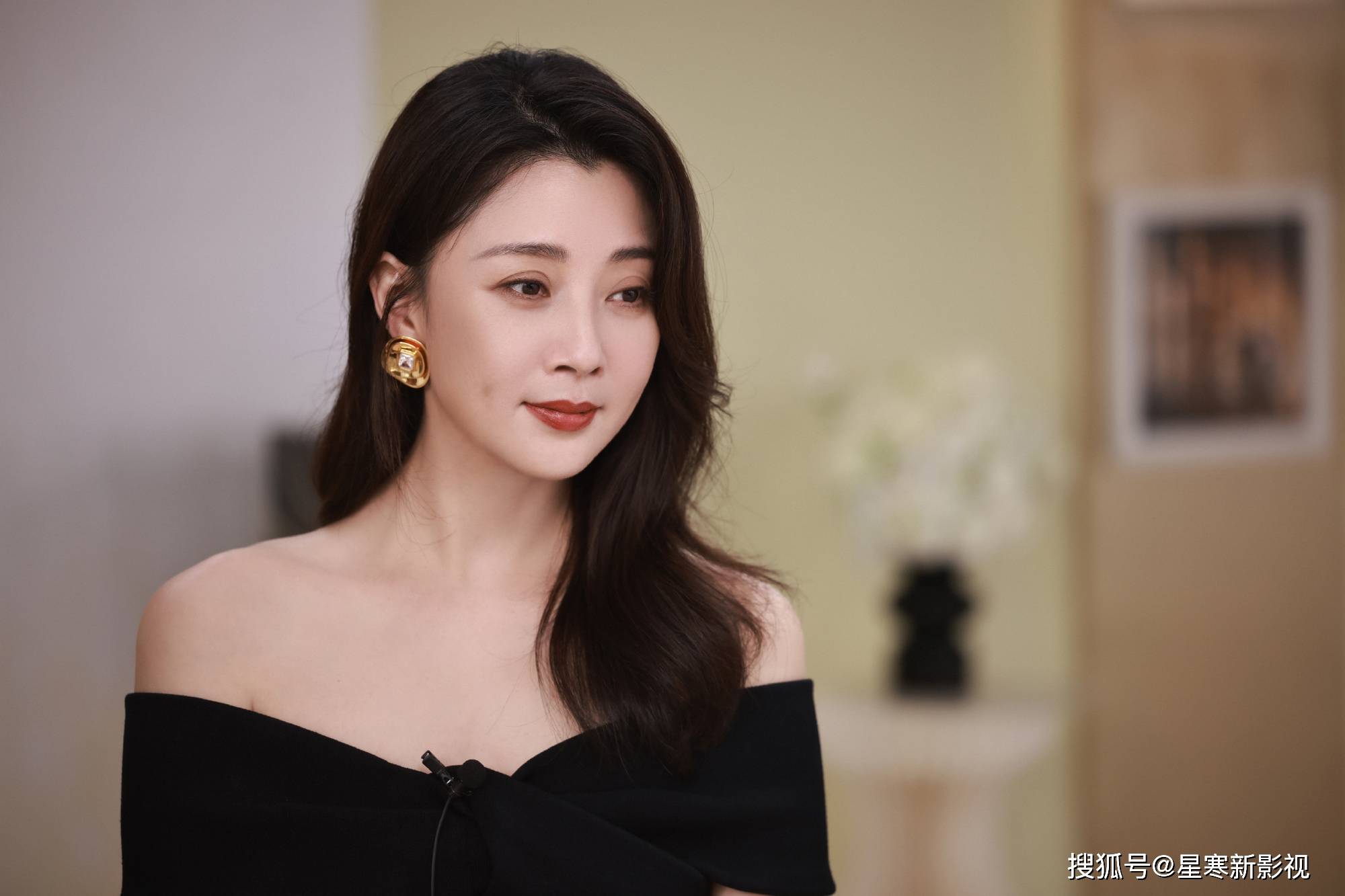 《小夫妻》定档央八,剧情接地气,全员实力派,生活剧又有天花板_殷桃