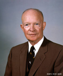 德怀特·戴维·艾森豪威尔1952年在美国总统大选中获胜,成为美国第34