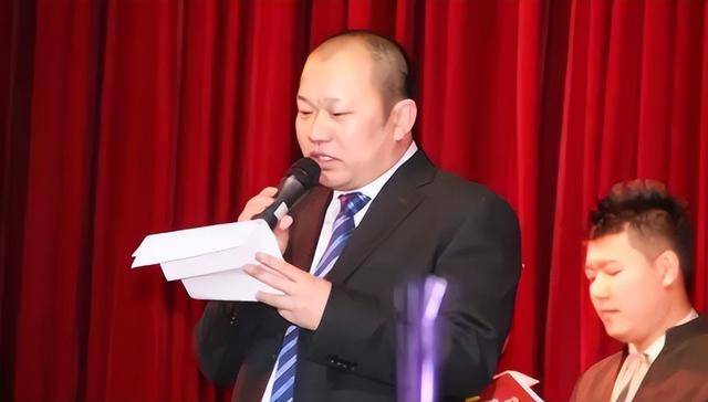 包头首富金利斌:24岁靠摆地摊起家,后狂赚数十亿,44岁选择自杀
