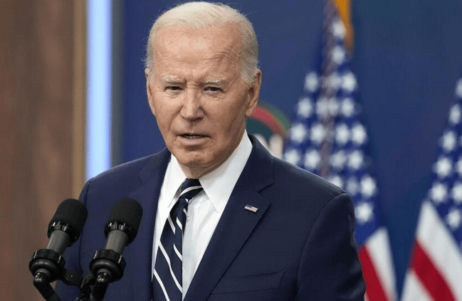 美国总统拜登拜登疑似心虚事发之后,美国总统拜登假也不度了,赶紧回到