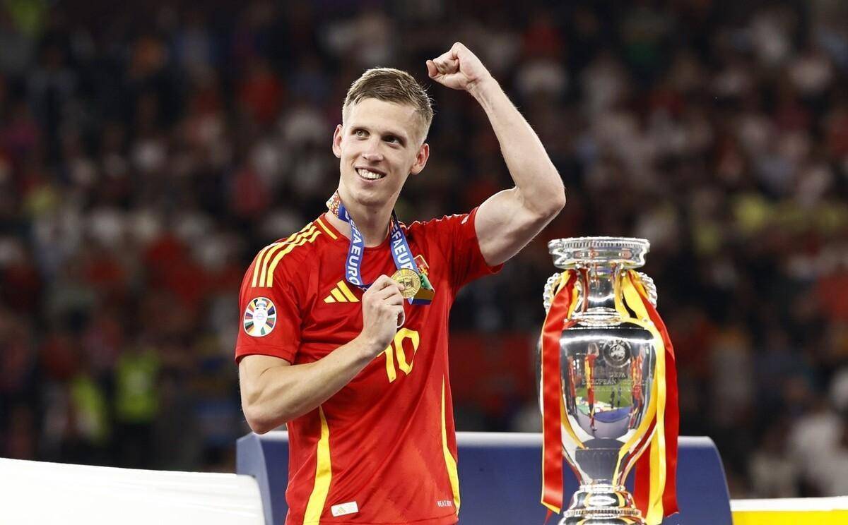 福星!西班牙球星不但获得欧洲杯金靴,还用这金头拯救了球队