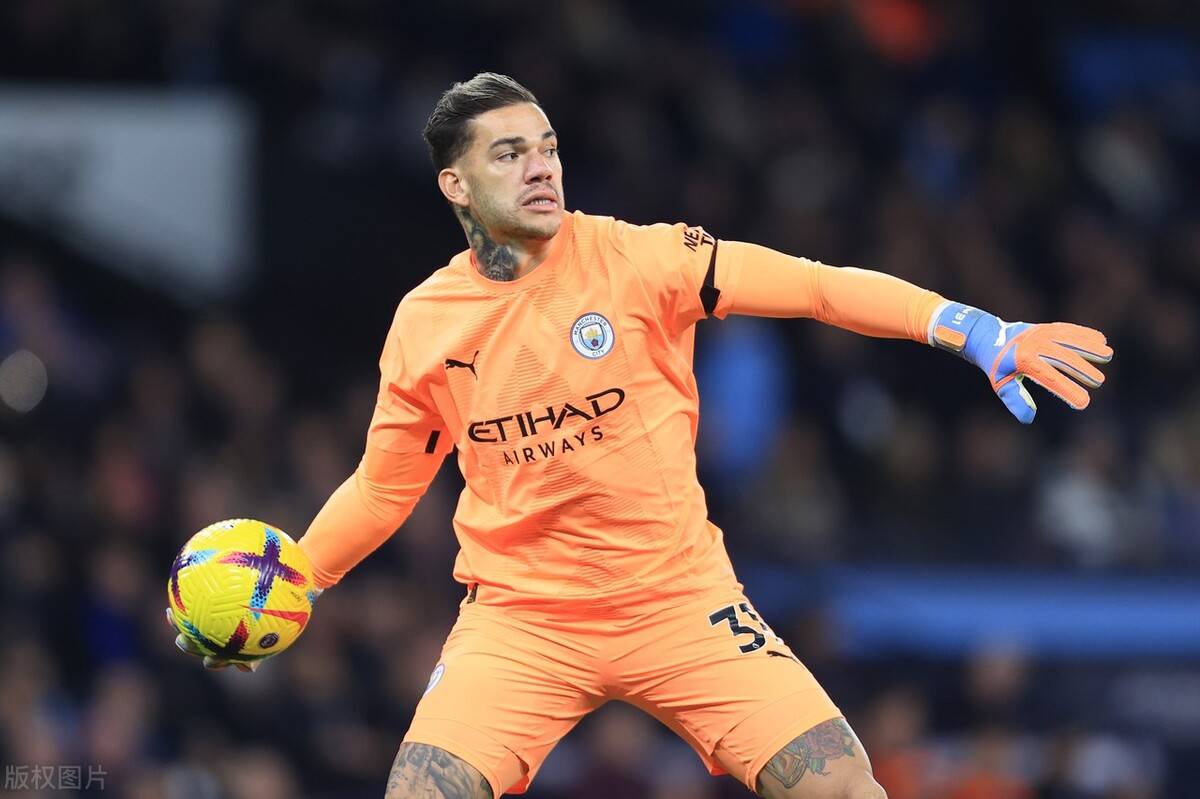 曼城门将埃德森加盟利雅得胜利,辅佐c罗为冠军而战!