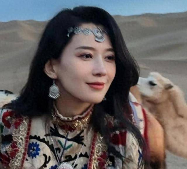 汪峰新女友和前夫昔日合照曝光，大量私人生活照片公开-汪峰的女朋友叫什么名字