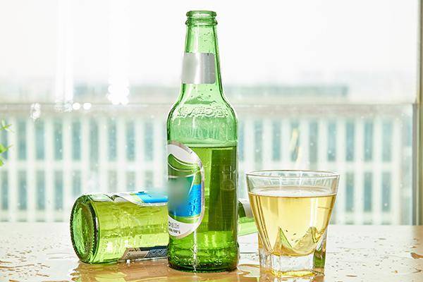 每天喝一瓶啤酒,身体会怎么样?《柳叶刀》发布的观点,很中肯