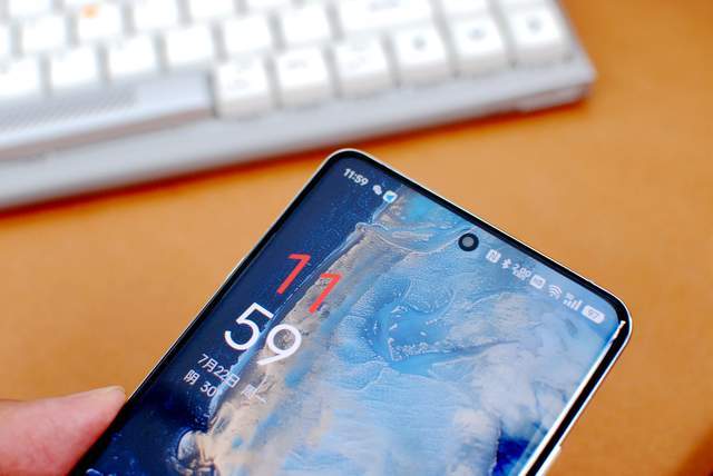 半年后入手2023年的压轴大作一加12,体验实测过才知道真香!