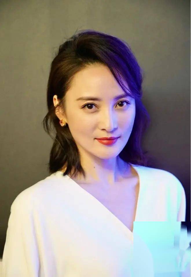 48岁蒋勤勤,这身材谁能顶得住嘛!女神的魅力无法抵挡!