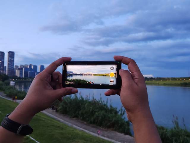 半年后入手2023年的压轴大作一加12,体验实测过才知道真香!