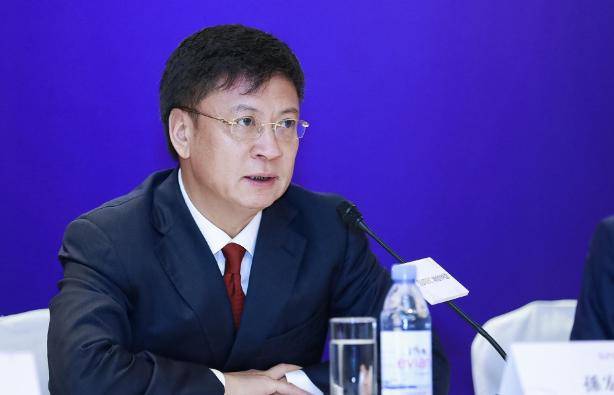 150亿救乐视的孙宏斌,为何被人称为"狂人"?