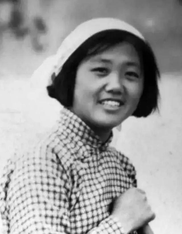 吕玉兰:37岁担任河北省委书记,41岁却降为县委副书记,53岁病逝