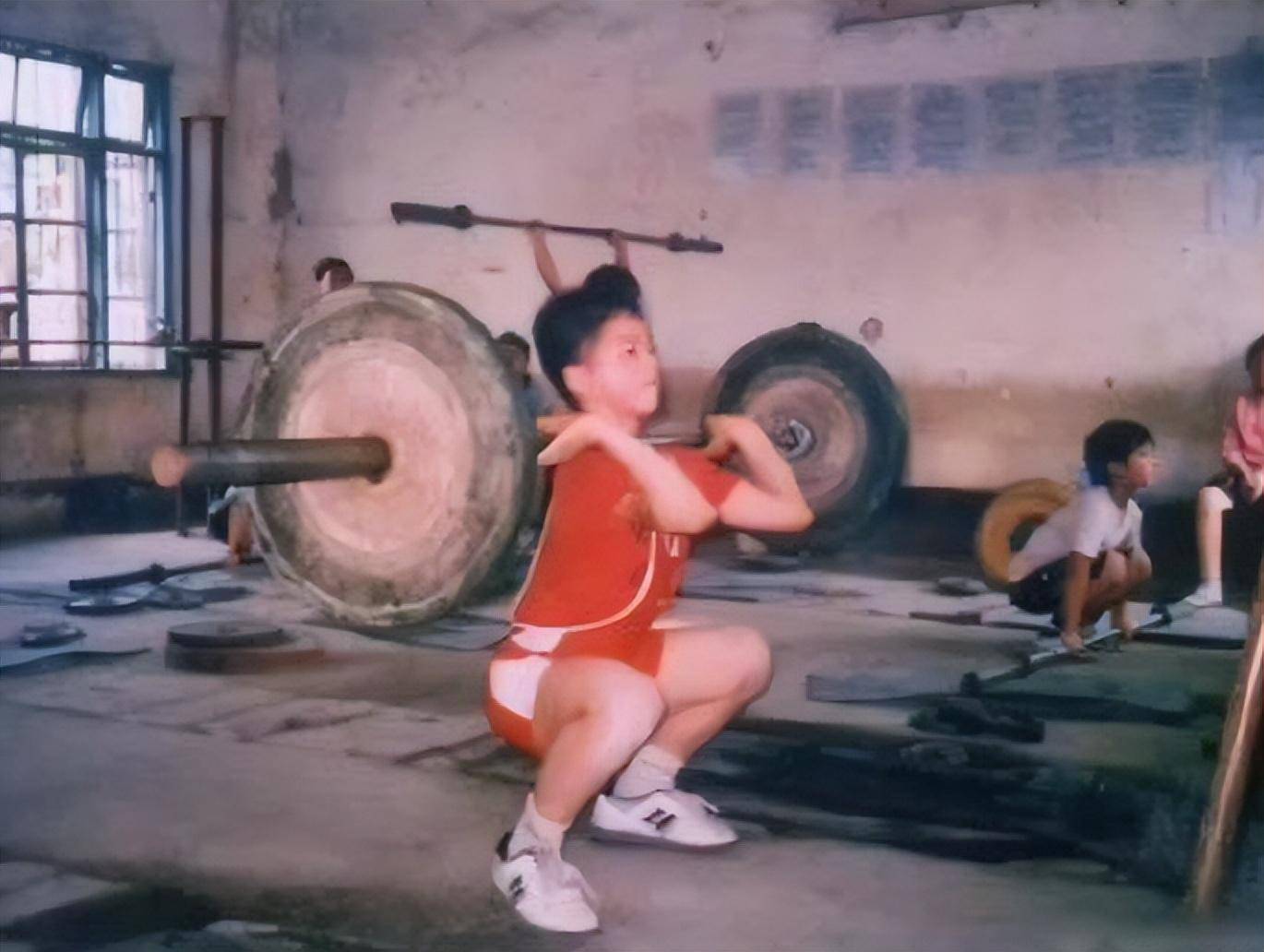 "中国力量"石智勇:将第3次参加奥运会,娶小学同学为妻赚大了