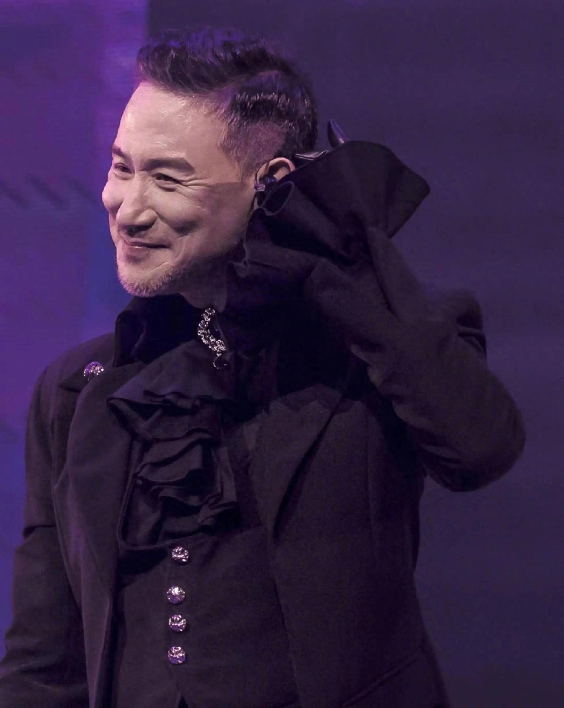 63岁张学友因病取消杭州演唱会!发文道歉:对不起,我又不能唱了