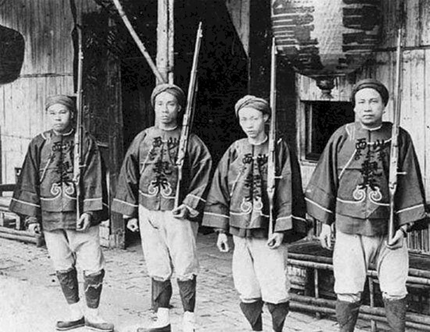 清军步枪优于日军的村田式,却遭遇甲午惨败,李鸿章哀叹:人不行