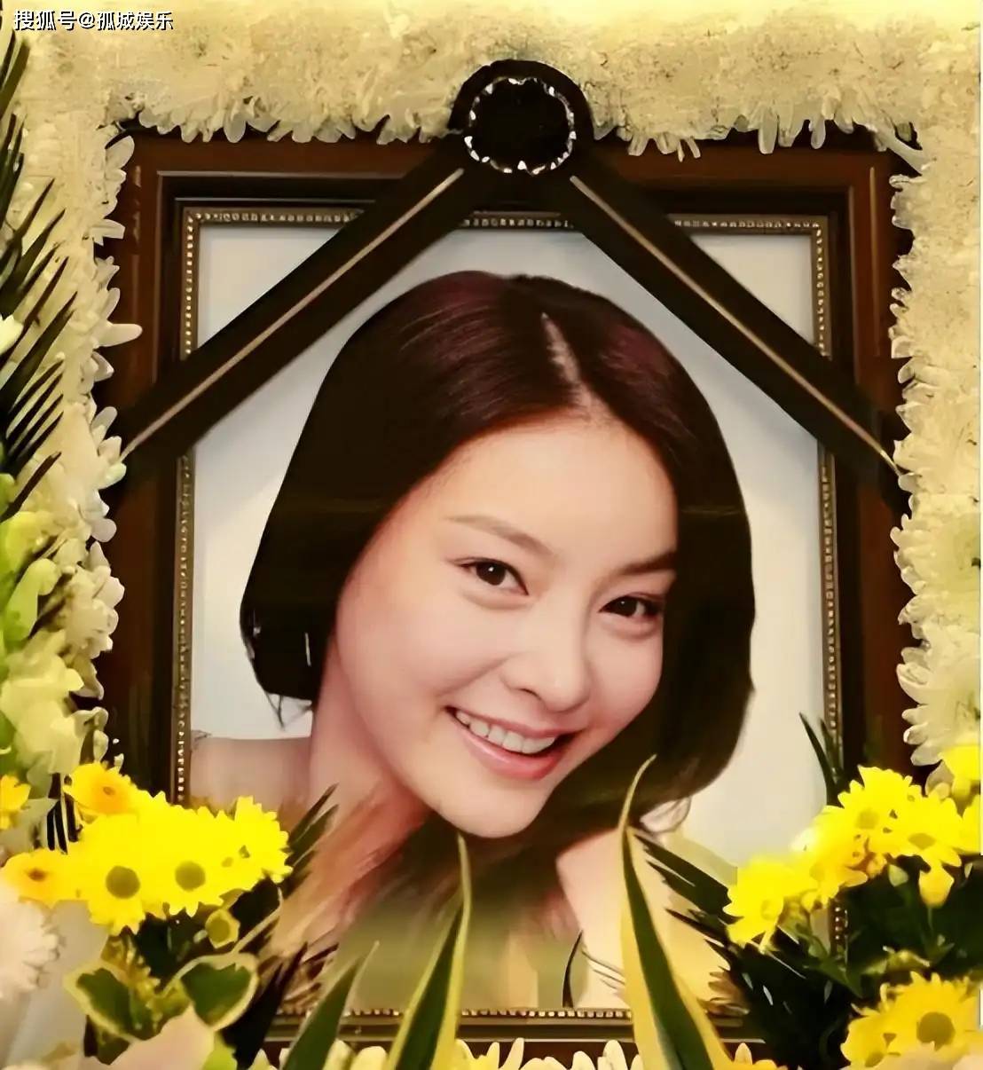 被迫陪睡31人近百次,为尽兴做绝育手术,29岁自杀留230页遗书_张紫妍