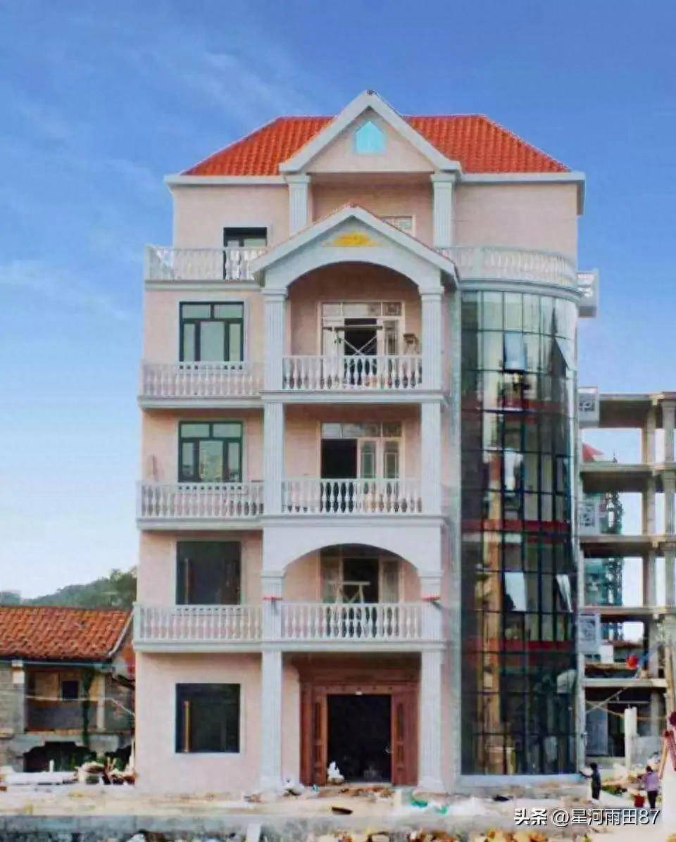 星河建材在福建修建的五层装配式别墅建筑