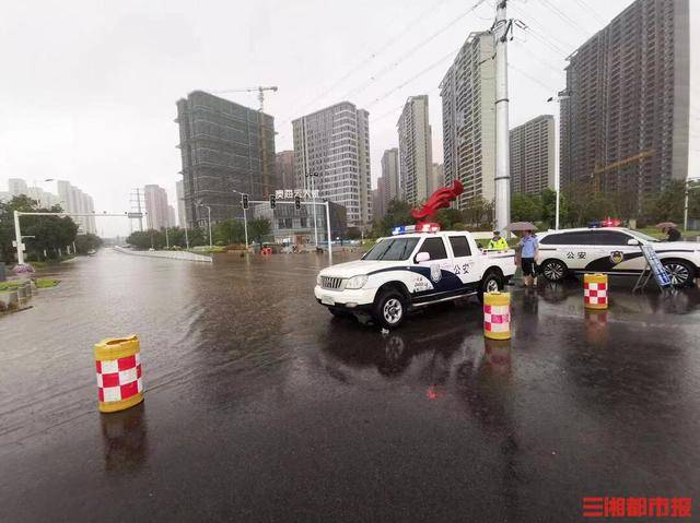 长沙启动暴雨恶劣天气二级应急响应，这些路段积水请绕行-长沙暴雨积水严重