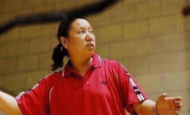 一代羽坛女皇韩爱萍:57岁患肺癌早逝,让丈夫帮其实现两个心愿