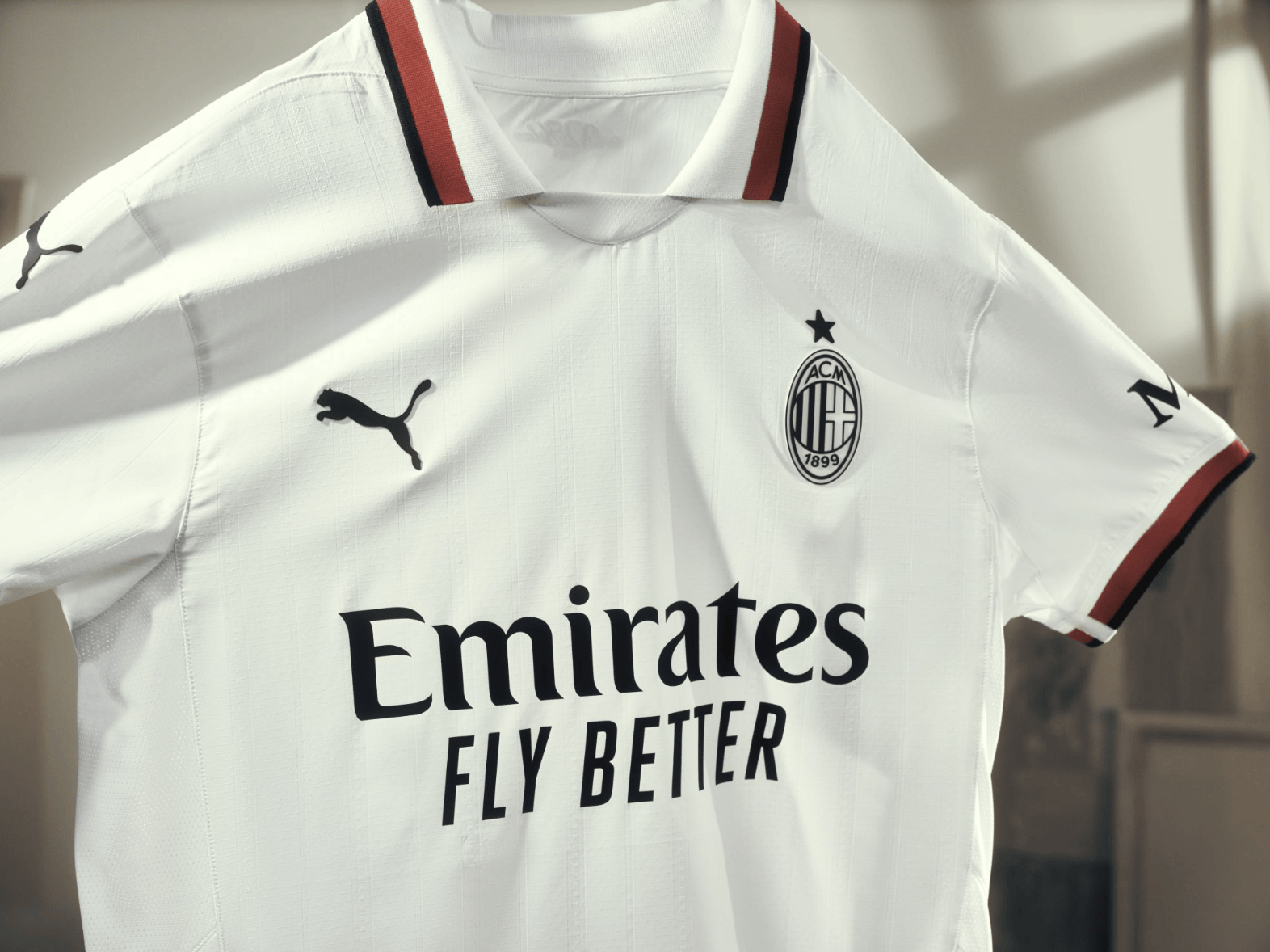 ac米兰发布新赛季全新客场球衣